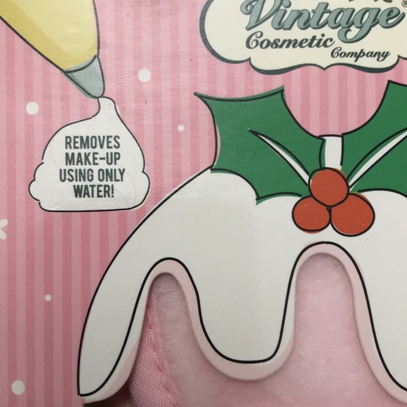 The Vintage Cosmetic Company Christmas pudding face pads  (5)mini clean cloths - Picture 6 of 9